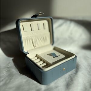 Blue Travel Jewelry Organizer